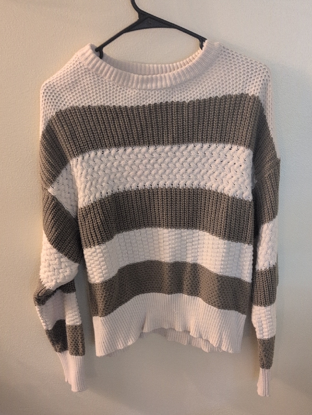 Striped Knit Sweater - White and Green